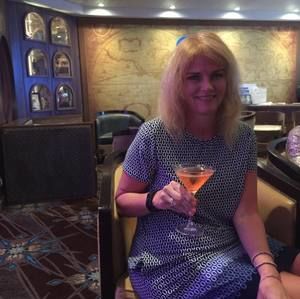 Meet your Posher, Debbie